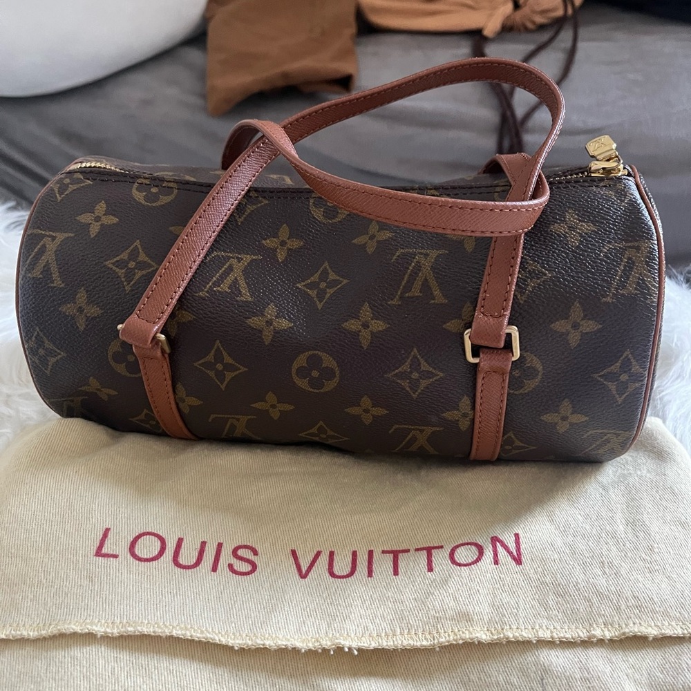 💯% authentic Louis Vuitton Papillon 26 Barrel bag